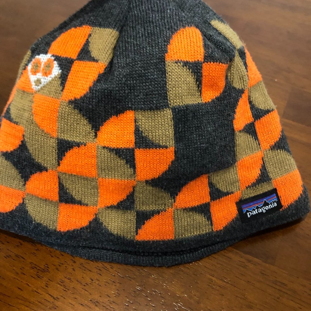 Patagonia Pre-Owned Geometric Pattern Kids Youth Beanie Size S.